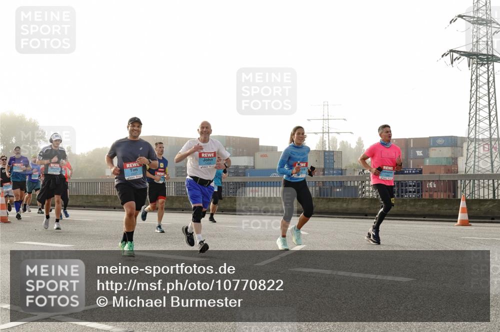 03.10.2026 - Köhlbrandbrückenlauf Michael Burmester http://msf.ph/oto/10770822 03.10.2026 09:15:02 Position 3 2227 meine-sportfotos.de