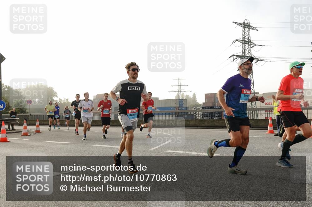 03.10.2026 - Köhlbrandbrückenlauf Michael Burmester http://msf.ph/oto/10770863 03.10.2026 09:15:07 Position 3 2338 meine-sportfotos.de