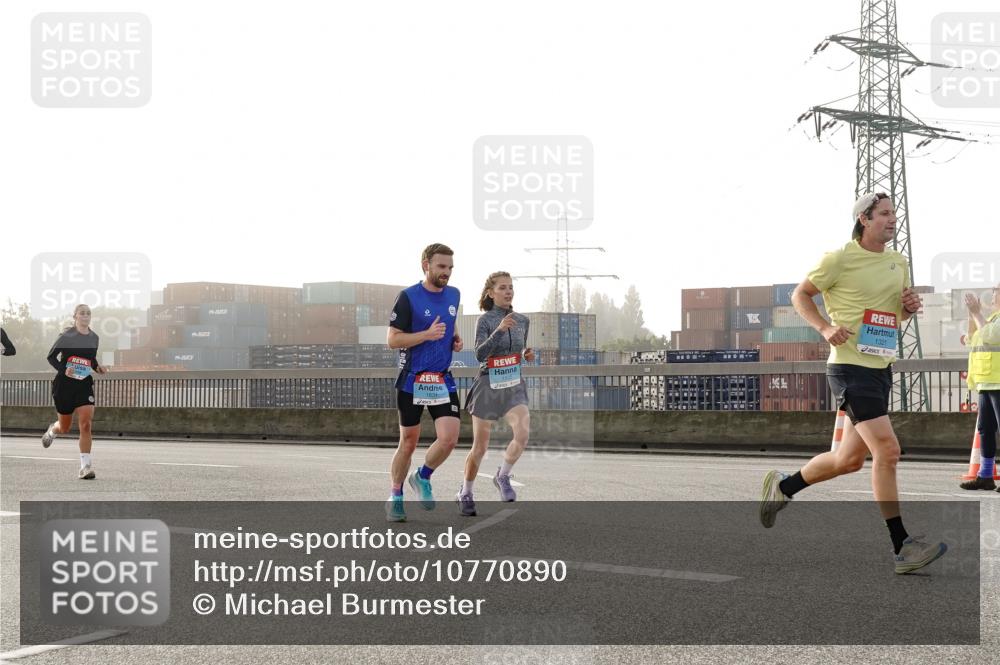 03.10.2026 - Köhlbrandbrückenlauf Michael Burmester http://msf.ph/oto/10770890 03.10.2026 09:15:11 Position 3 1831, 1321 meine-sportfotos.de