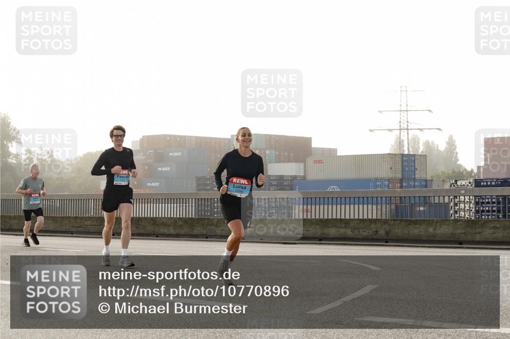 03.10.2026 - Köhlbrandbrückenlauf Michael Burmester http://msf.ph/oto/10770896 03.10.2026 09:15:13 Position 3 2298 meine-sportfotos.de