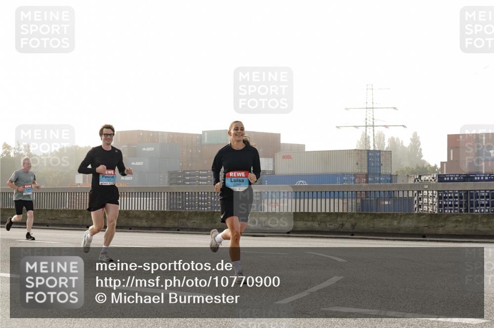 03.10.2026 - Köhlbrandbrückenlauf Michael Burmester http://msf.ph/oto/10770900 03.10.2026 09:15:13 Position 3 1127, 2298, 30 meine-sportfotos.de