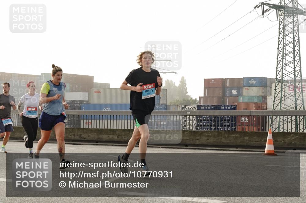 03.10.2026 - Köhlbrandbrückenlauf Michael Burmester http://msf.ph/oto/10770931 03.10.2026 09:15:19 Position 3 1695 meine-sportfotos.de