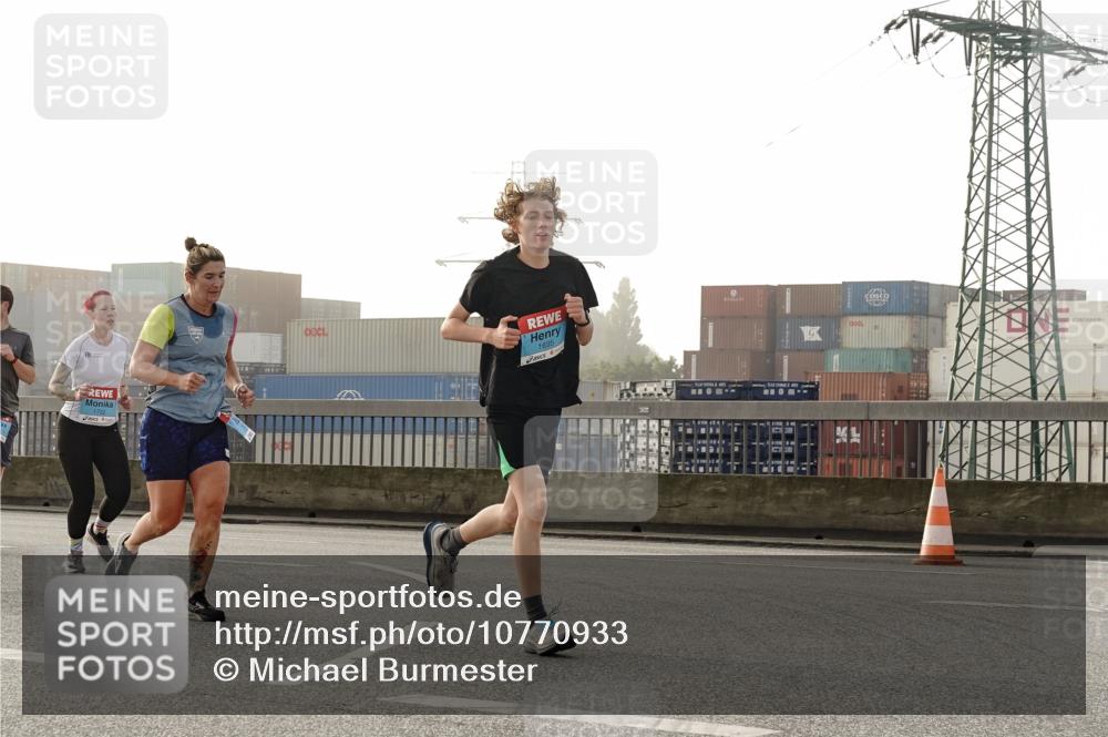 03.10.2026 - Köhlbrandbrückenlauf Michael Burmester http://msf.ph/oto/10770933 03.10.2026 09:15:19 Position 3 1695 meine-sportfotos.de