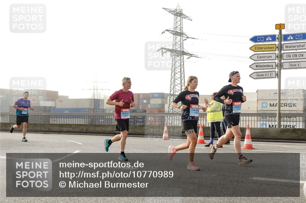 03.10.2026 - Köhlbrandbrückenlauf Michael Burmester http://msf.ph/oto/10770989 03.10.2026 09:15:27 Position 3 1780, 3, 1 meine-sportfotos.de