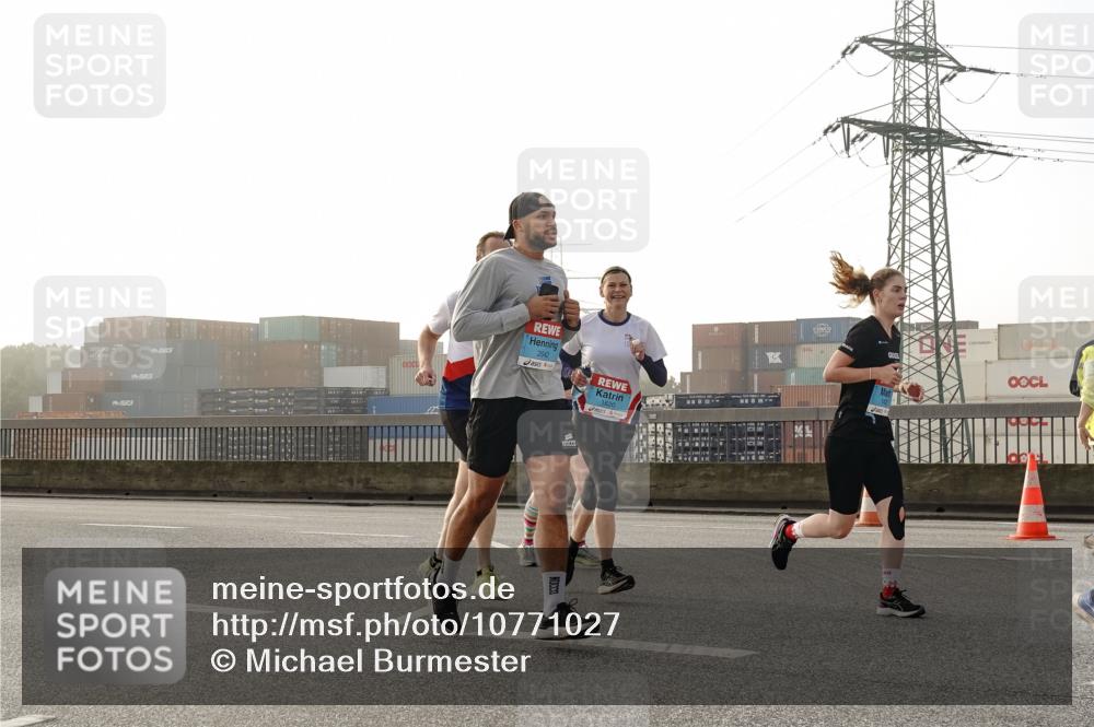 03.10.2026 - Köhlbrandbrückenlauf Michael Burmester http://msf.ph/oto/10771027 03.10.2026 09:15:33 Position 3 2042, 1620 meine-sportfotos.de