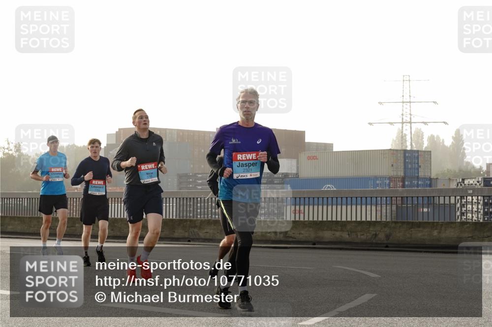 03.10.2026 - Köhlbrandbrückenlauf Michael Burmester http://msf.ph/oto/10771035 03.10.2026 09:15:37 Position 3 3765, 2321 meine-sportfotos.de
