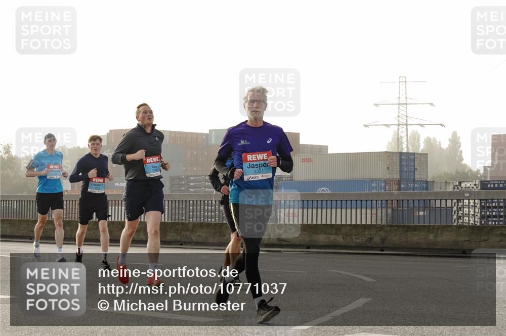 03.10.2026 - Köhlbrandbrückenlauf Michael Burmester http://msf.ph/oto/10771037 03.10.2026 09:15:37 Position 3 375, 2321 meine-sportfotos.de