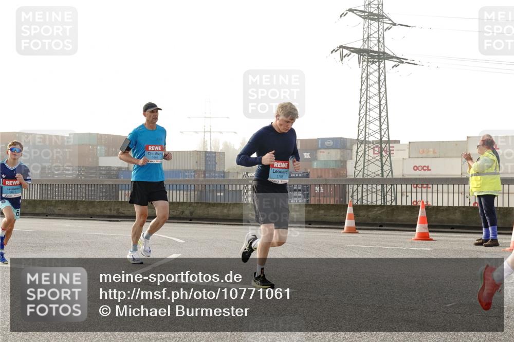 03.10.2026 - Köhlbrandbrückenlauf Michael Burmester http://msf.ph/oto/10771061 03.10.2026 09:15:39 Position 3 0, 1755 meine-sportfotos.de