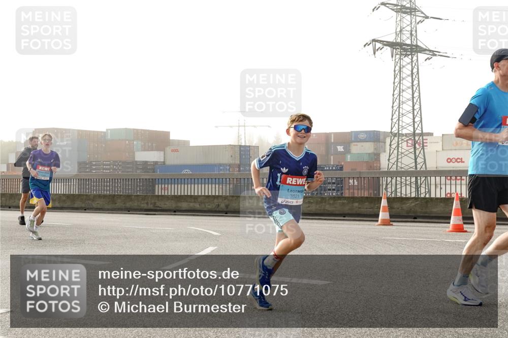 03.10.2026 - Köhlbrandbrückenlauf Michael Burmester http://msf.ph/oto/10771075 03.10.2026 09:15:41 Position 3 3821 meine-sportfotos.de