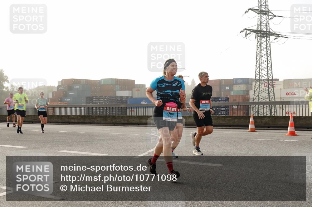 03.10.2026 - Köhlbrandbrückenlauf Michael Burmester http://msf.ph/oto/10771098 03.10.2026 09:15:46 Position 3 2292 meine-sportfotos.de