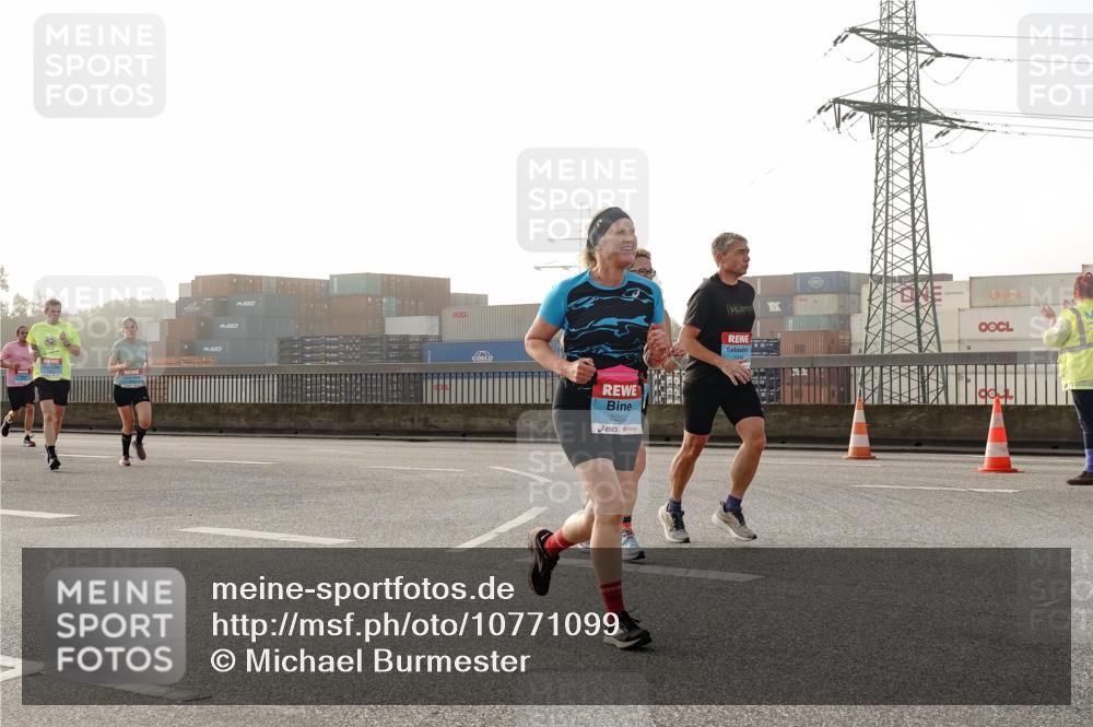 03.10.2026 - Köhlbrandbrückenlauf Michael Burmester http://msf.ph/oto/10771099 03.10.2026 09:15:46 Position 3 2292 meine-sportfotos.de