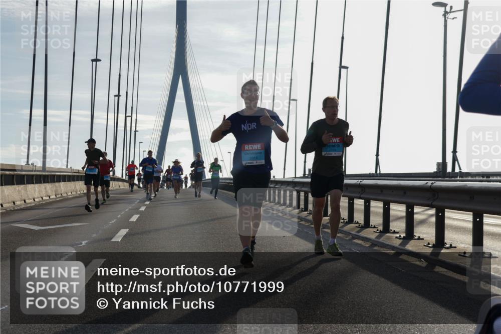 03.10.2026 - Köhlbrandbrückenlauf Yannick Fuchs http://msf.ph/oto/10771999 03.10.2026 09:27:04 Position 1 2019, 2729 meine-sportfotos.de