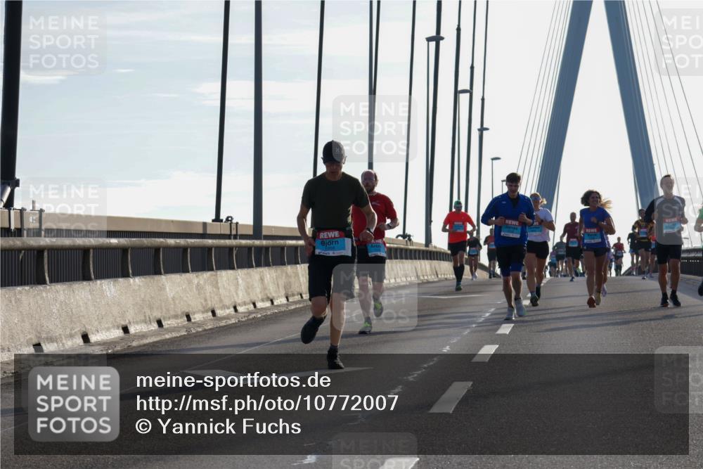 03.10.2026 - Köhlbrandbrückenlauf Yannick Fuchs http://msf.ph/oto/10772007 03.10.2026 09:27:05 Position 1 12, 1958 meine-sportfotos.de