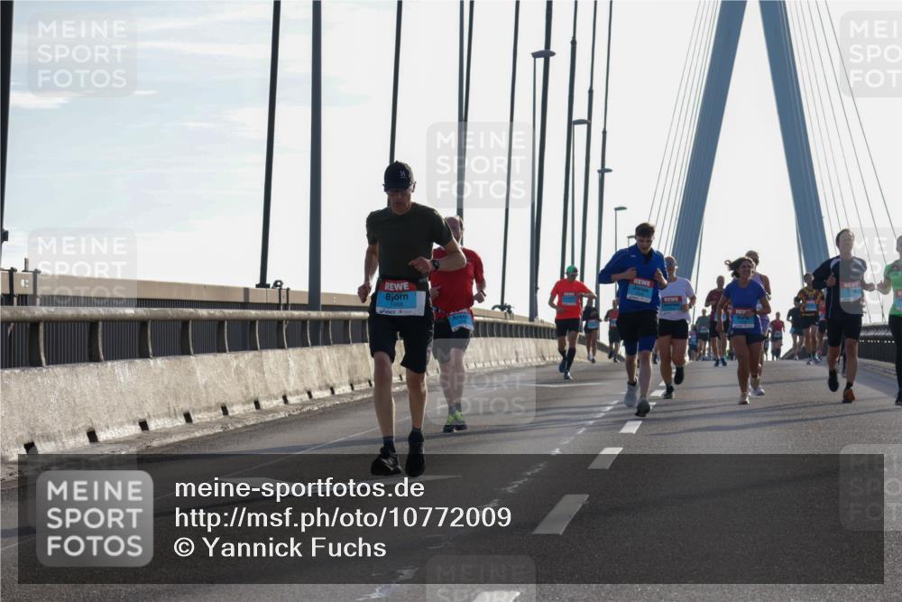 03.10.2026 - Köhlbrandbrückenlauf Yannick Fuchs http://msf.ph/oto/10772009 03.10.2026 09:27:05 Position 1 1958 meine-sportfotos.de