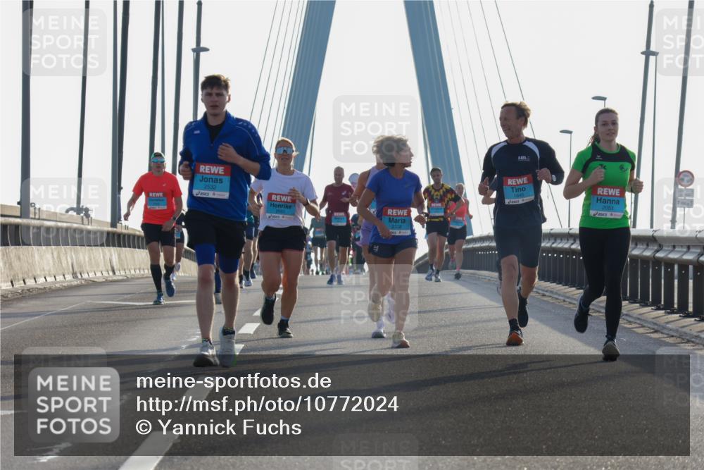 03.10.2026 - Köhlbrandbrückenlauf Yannick Fuchs http://msf.ph/oto/10772024 03.10.2026 09:27:07 Position 1 2532, 2665, 2338, 1645, 2051 meine-sportfotos.de