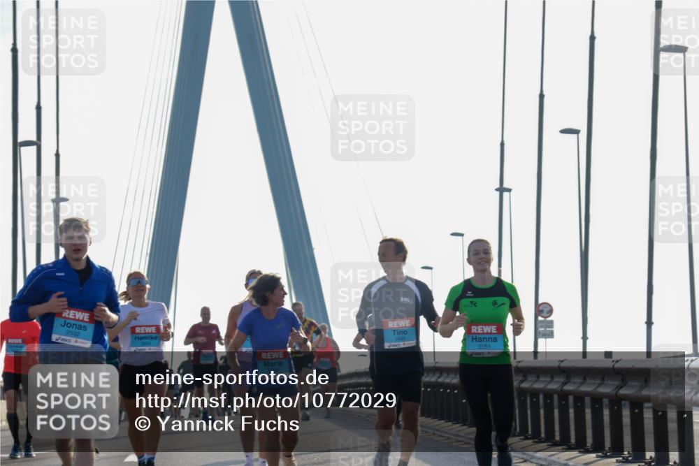03.10.2026 - Köhlbrandbrückenlauf Yannick Fuchs http://msf.ph/oto/10772029 03.10.2026 09:27:07 Position 1 2532, 1645, 2051, 2338 meine-sportfotos.de