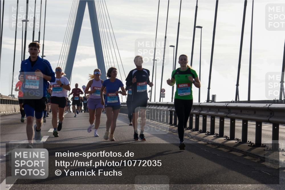 03.10.2026 - Köhlbrandbrückenlauf Yannick Fuchs http://msf.ph/oto/10772035 03.10.2026 09:27:09 Position 1 2532, 2051 meine-sportfotos.de