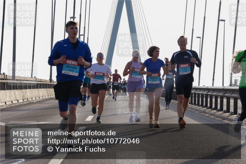 03.10.2026 - Köhlbrandbrückenlauf Yannick Fuchs http://msf.ph/oto/10772046 03.10.2026 09:27:11 Position 1 2707, 2532, 1645 meine-sportfotos.de