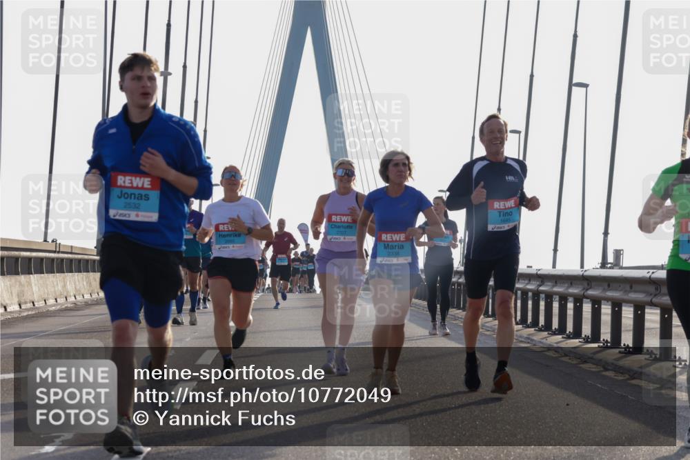 03.10.2026 - Köhlbrandbrückenlauf Yannick Fuchs http://msf.ph/oto/10772049 03.10.2026 09:27:11 Position 1 2532, 2665, 2707, 2338, 1645 meine-sportfotos.de
