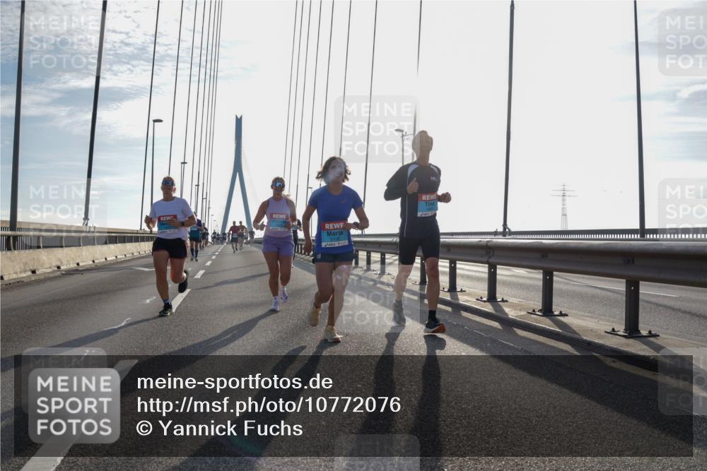 03.10.2026 - Köhlbrandbrückenlauf Yannick Fuchs http://msf.ph/oto/10772076 03.10.2026 09:27:14 Position 1  meine-sportfotos.de