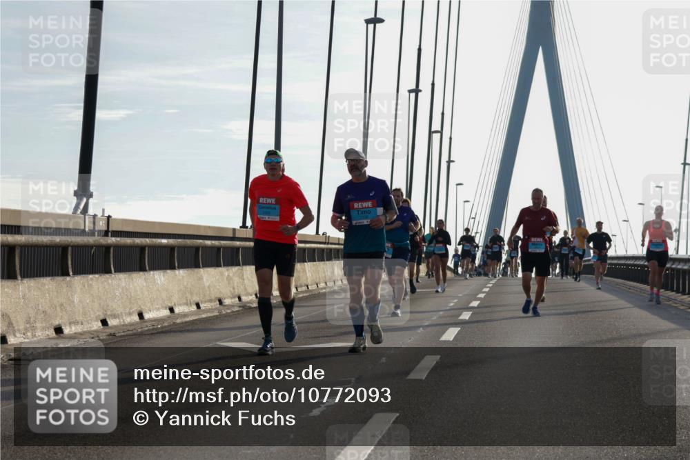 03.10.2026 - Köhlbrandbrückenlauf Yannick Fuchs http://msf.ph/oto/10772093 03.10.2026 09:27:16 Position 1 2302 meine-sportfotos.de