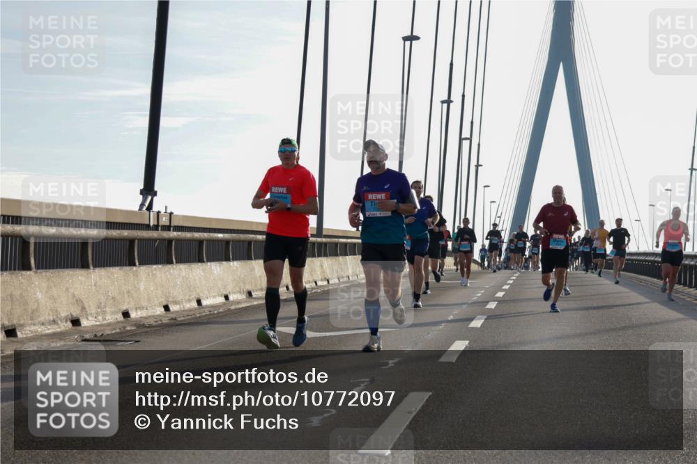 03.10.2026 - Köhlbrandbrückenlauf Yannick Fuchs http://msf.ph/oto/10772097 03.10.2026 09:27:16 Position 1  meine-sportfotos.de