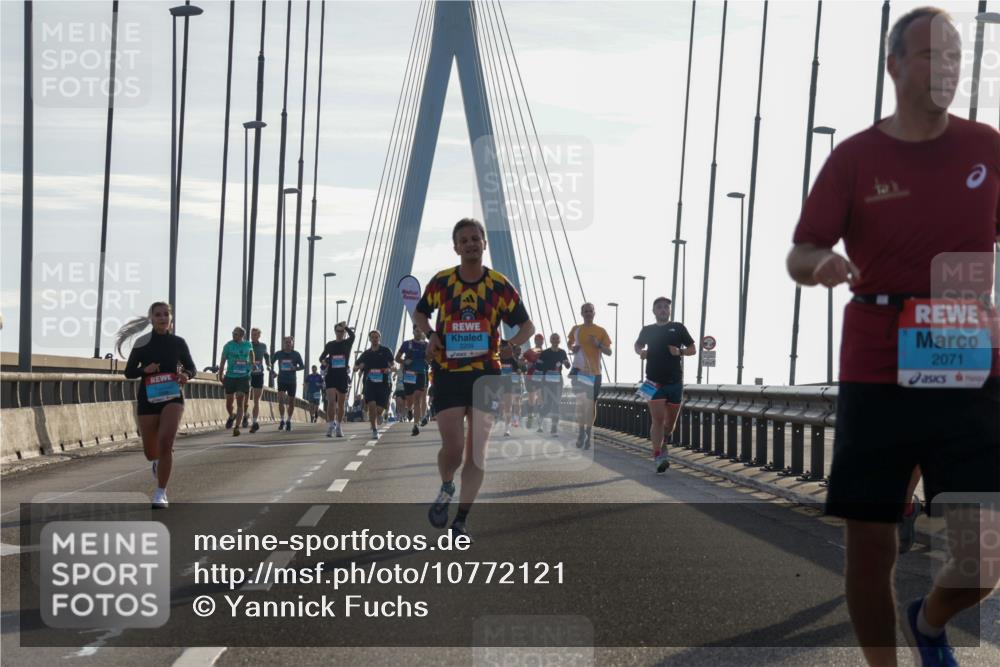 03.10.2026 - Köhlbrandbrückenlauf Yannick Fuchs http://msf.ph/oto/10772121 03.10.2026 09:27:21 Position 1 2071 meine-sportfotos.de