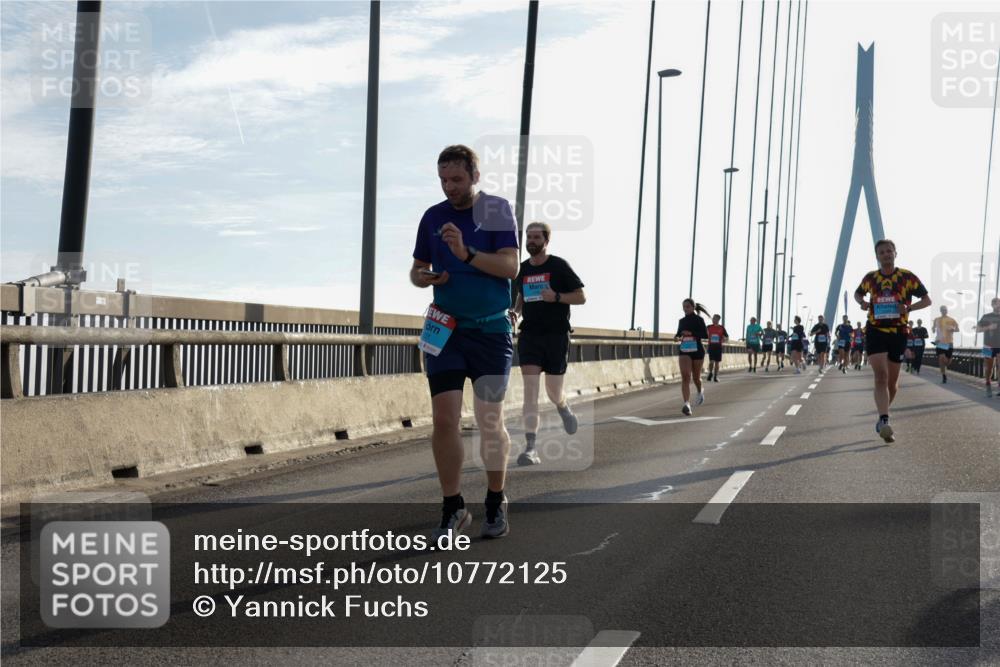 03.10.2026 - Köhlbrandbrückenlauf Yannick Fuchs http://msf.ph/oto/10772125 03.10.2026 09:27:22 Position 1  meine-sportfotos.de