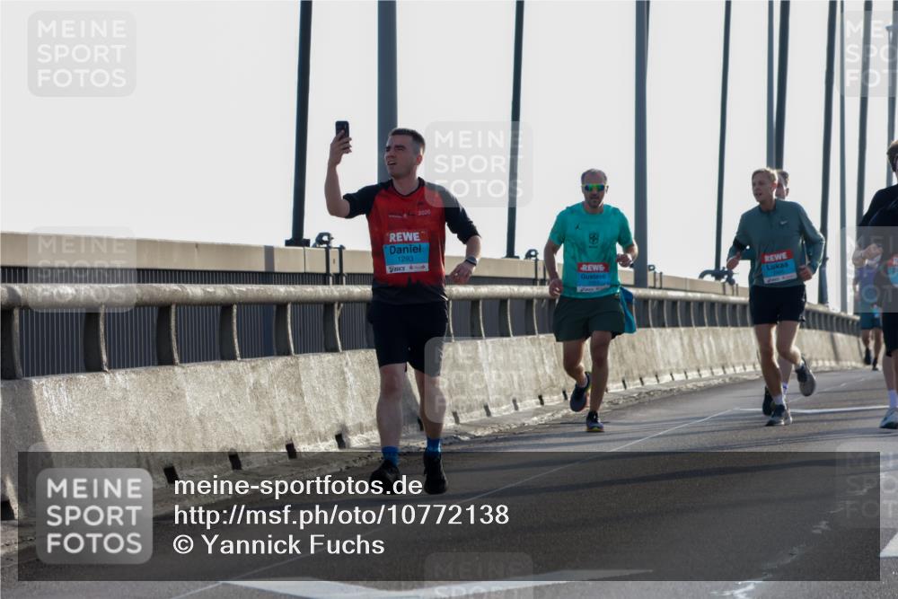 03.10.2026 - Köhlbrandbrückenlauf Yannick Fuchs http://msf.ph/oto/10772138 03.10.2026 09:27:26 Position 1 1293, 2020 meine-sportfotos.de