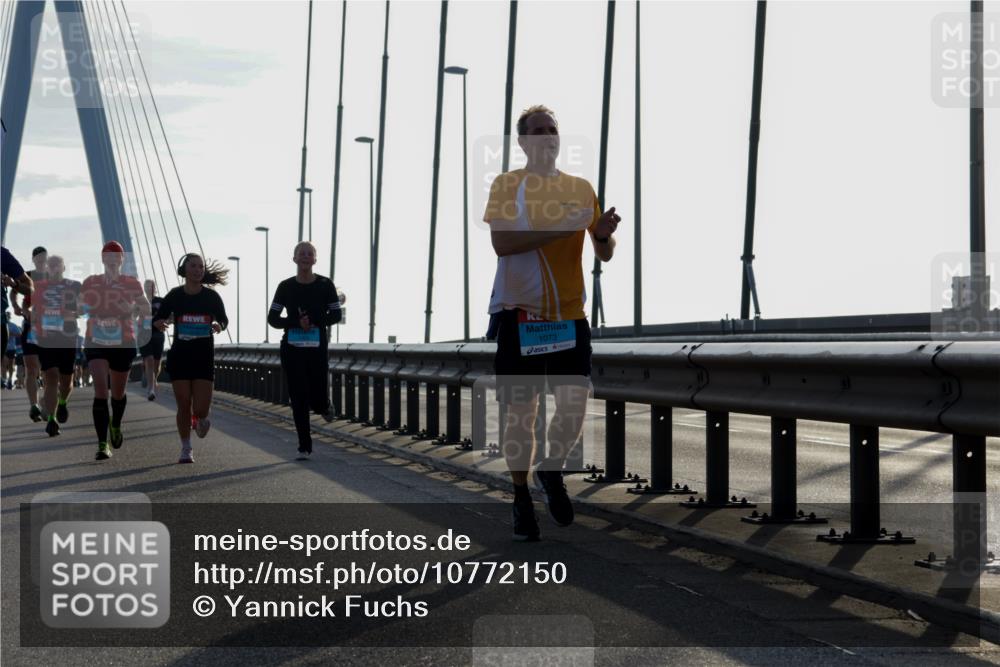 03.10.2026 - Köhlbrandbrückenlauf Yannick Fuchs http://msf.ph/oto/10772150 03.10.2026 09:27:28 Position 1 1073 meine-sportfotos.de
