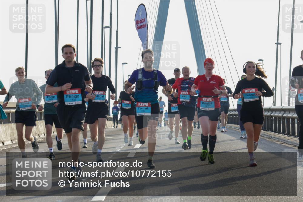 03.10.2026 - Köhlbrandbrückenlauf Yannick Fuchs http://msf.ph/oto/10772155 03.10.2026 09:27:30 Position 1 2495, 1339, 1127, 3700, 1891, 1237, 3814 meine-sportfotos.de
