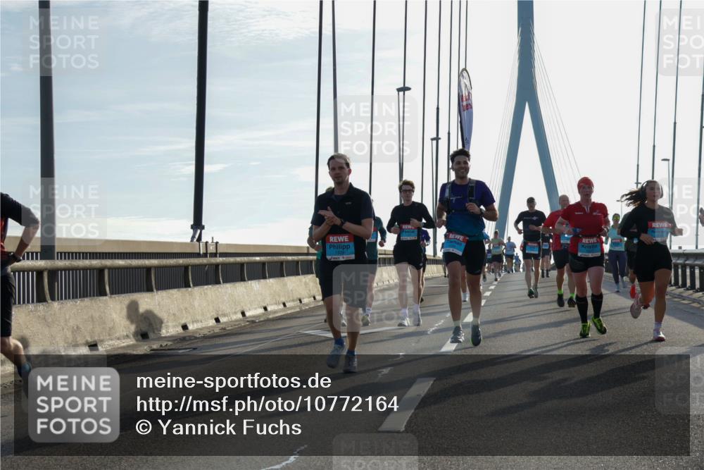 03.10.2026 - Köhlbrandbrückenlauf Yannick Fuchs http://msf.ph/oto/10772164 03.10.2026 09:27:31 Position 1  meine-sportfotos.de