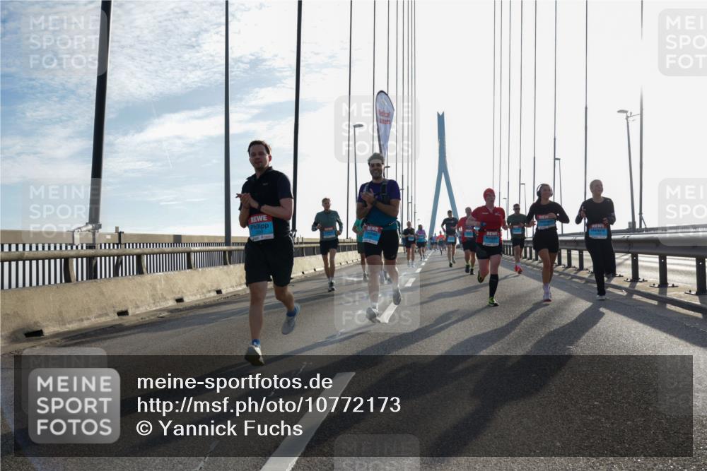 03.10.2026 - Köhlbrandbrückenlauf Yannick Fuchs http://msf.ph/oto/10772173 03.10.2026 09:27:33 Position 1  meine-sportfotos.de
