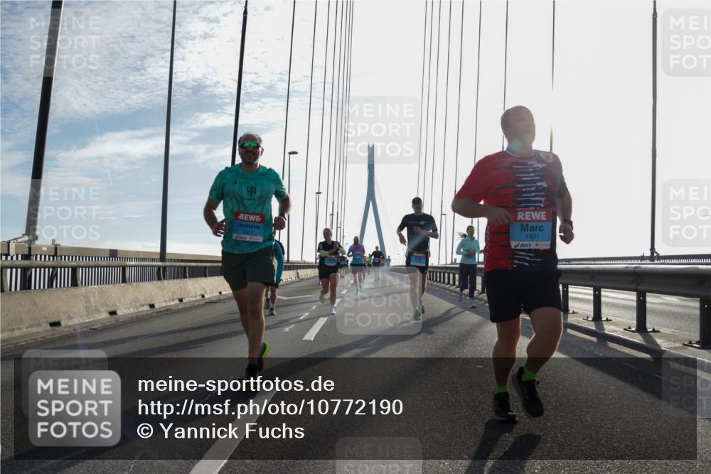 03.10.2026 - Köhlbrandbrückenlauf Yannick Fuchs http://msf.ph/oto/10772190 03.10.2026 09:27:37 Position 1 2351, 1891 meine-sportfotos.de