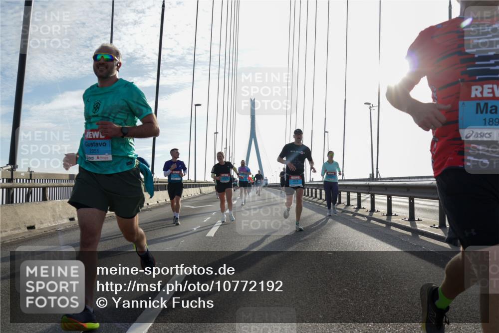 03.10.2026 - Köhlbrandbrückenlauf Yannick Fuchs http://msf.ph/oto/10772192 03.10.2026 09:27:37 Position 1 2351, 189 meine-sportfotos.de