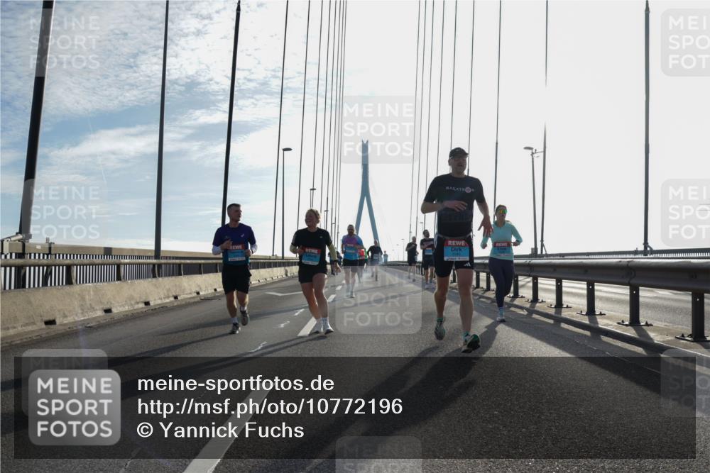 03.10.2026 - Köhlbrandbrückenlauf Yannick Fuchs http://msf.ph/oto/10772196 03.10.2026 09:27:38 Position 1  meine-sportfotos.de