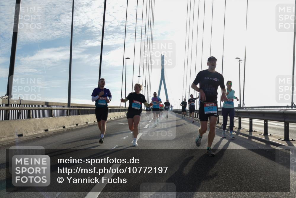 03.10.2026 - Köhlbrandbrückenlauf Yannick Fuchs http://msf.ph/oto/10772197 03.10.2026 09:27:38 Position 1 2343 meine-sportfotos.de