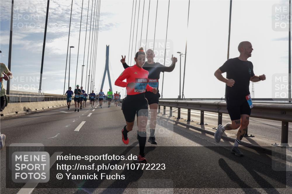 03.10.2026 - Köhlbrandbrückenlauf Yannick Fuchs http://msf.ph/oto/10772223 03.10.2026 09:27:44 Position 1 260 meine-sportfotos.de