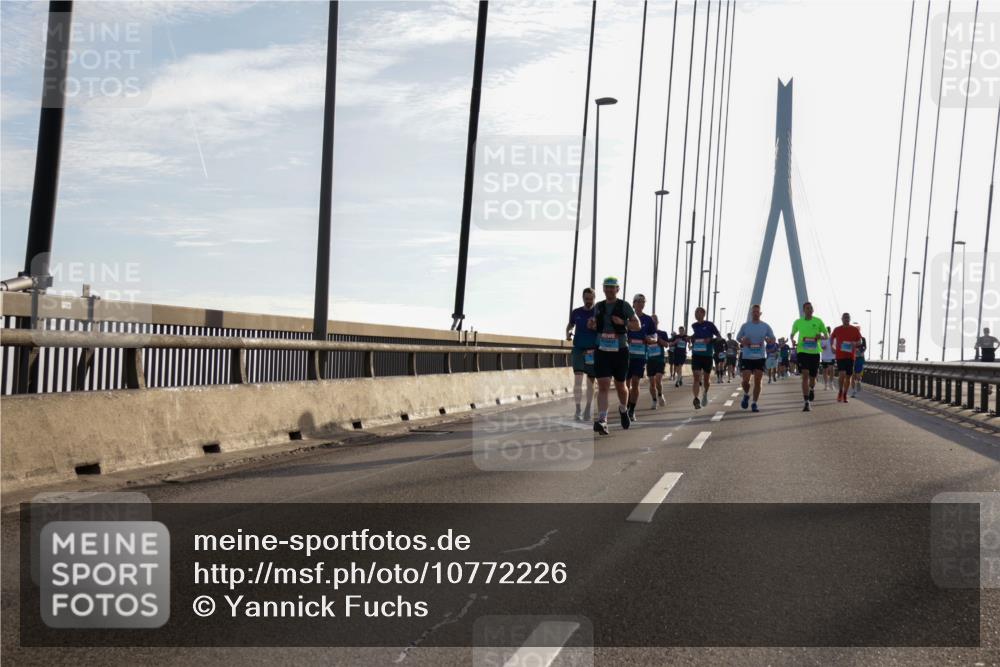 03.10.2026 - Köhlbrandbrückenlauf Yannick Fuchs http://msf.ph/oto/10772226 03.10.2026 09:27:44 Position 1  meine-sportfotos.de