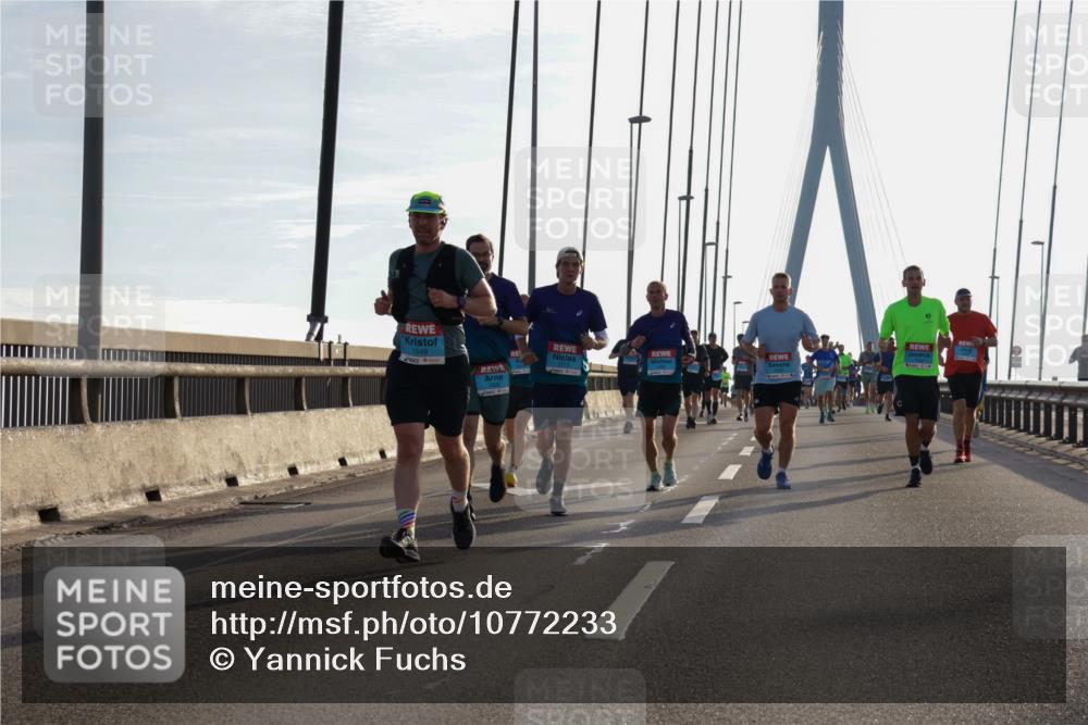 03.10.2026 - Köhlbrandbrückenlauf Yannick Fuchs http://msf.ph/oto/10772233 03.10.2026 09:27:46 Position 1 1549 meine-sportfotos.de