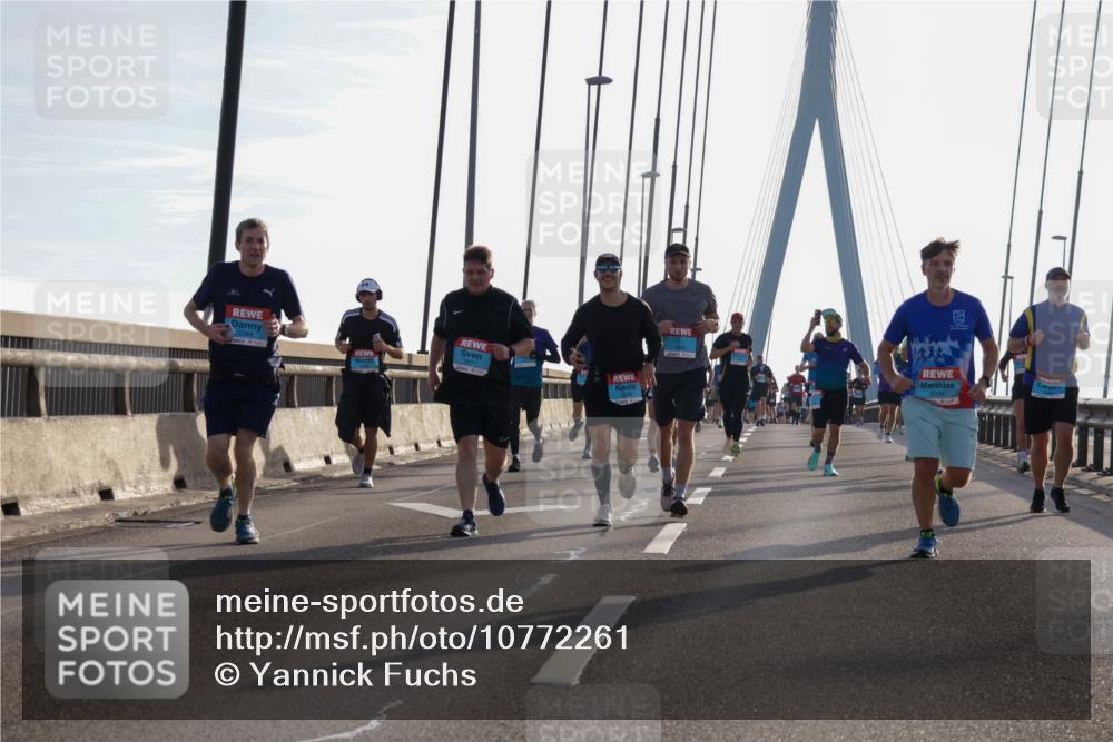 03.10.2026 - Köhlbrandbrückenlauf Yannick Fuchs http://msf.ph/oto/10772261 03.10.2026 09:27:54 Position 1  meine-sportfotos.de