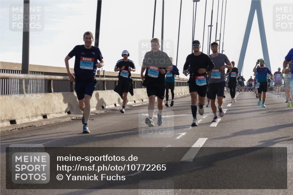 03.10.2026 - Köhlbrandbrückenlauf Yannick Fuchs http://msf.ph/oto/10772265 03.10.2026 09:27:55 Position 1 2384 meine-sportfotos.de