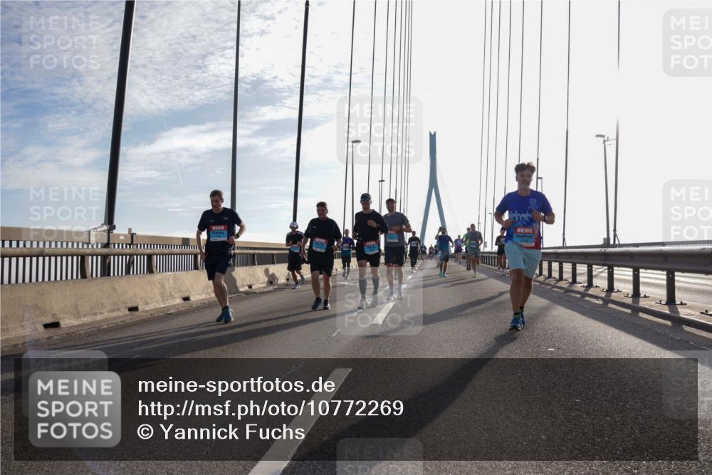 03.10.2026 - Köhlbrandbrückenlauf Yannick Fuchs http://msf.ph/oto/10772269 03.10.2026 09:27:56 Position 1  meine-sportfotos.de
