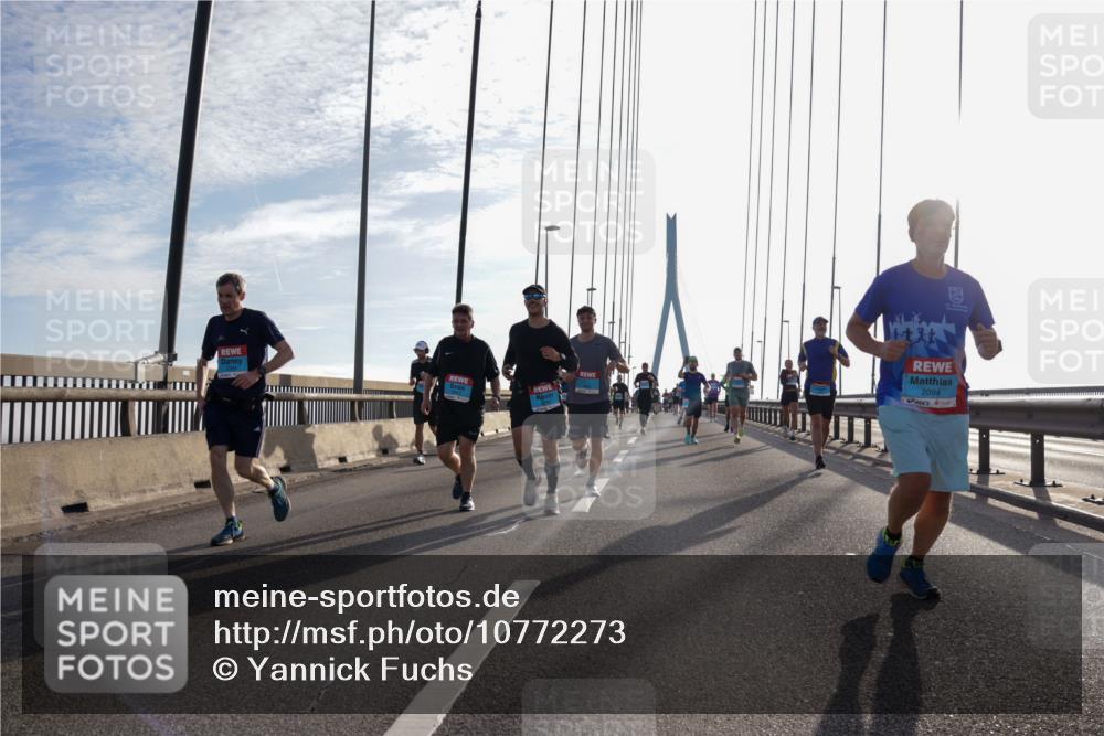 03.10.2026 - Köhlbrandbrückenlauf Yannick Fuchs http://msf.ph/oto/10772273 03.10.2026 09:27:57 Position 1 2094 meine-sportfotos.de