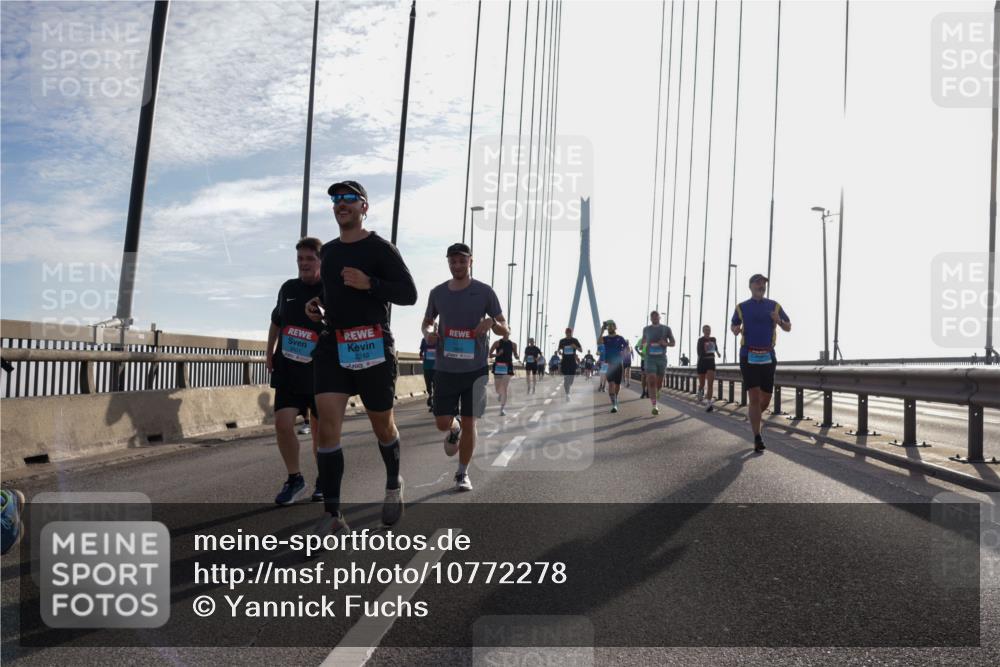 03.10.2026 - Köhlbrandbrückenlauf Yannick Fuchs http://msf.ph/oto/10772278 03.10.2026 09:27:58 Position 1 2248 meine-sportfotos.de