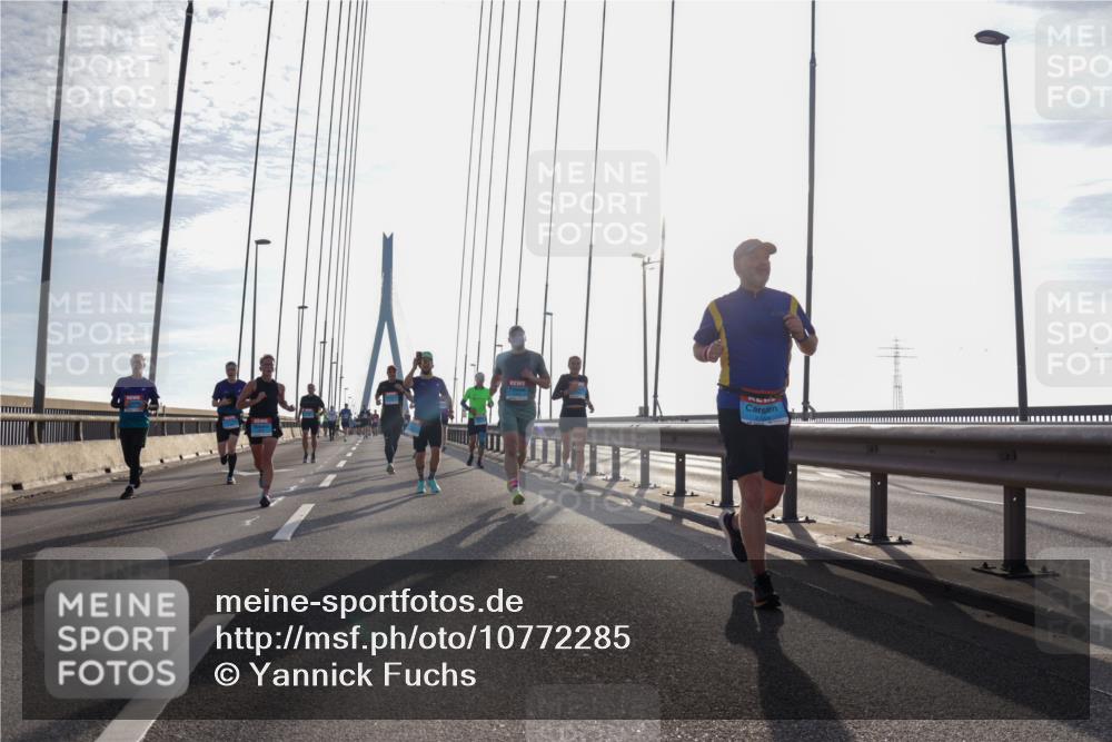 03.10.2026 - Köhlbrandbrückenlauf Yannick Fuchs http://msf.ph/oto/10772285 03.10.2026 09:27:59 Position 1  meine-sportfotos.de