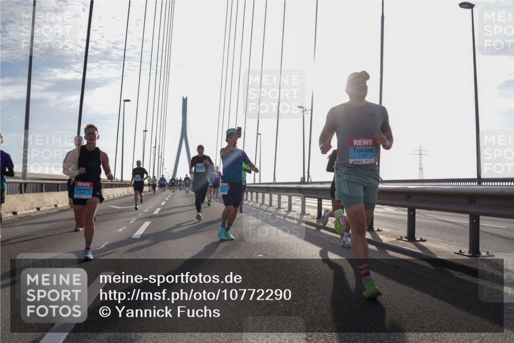 03.10.2026 - Köhlbrandbrückenlauf Yannick Fuchs http://msf.ph/oto/10772290 03.10.2026 09:28:01 Position 1 2357 meine-sportfotos.de