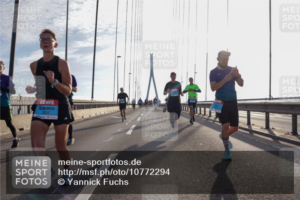 03.10.2026 - Köhlbrandbrückenlauf Yannick Fuchs http://msf.ph/oto/10772294 03.10.2026 09:28:01 Position 1 2307 meine-sportfotos.de