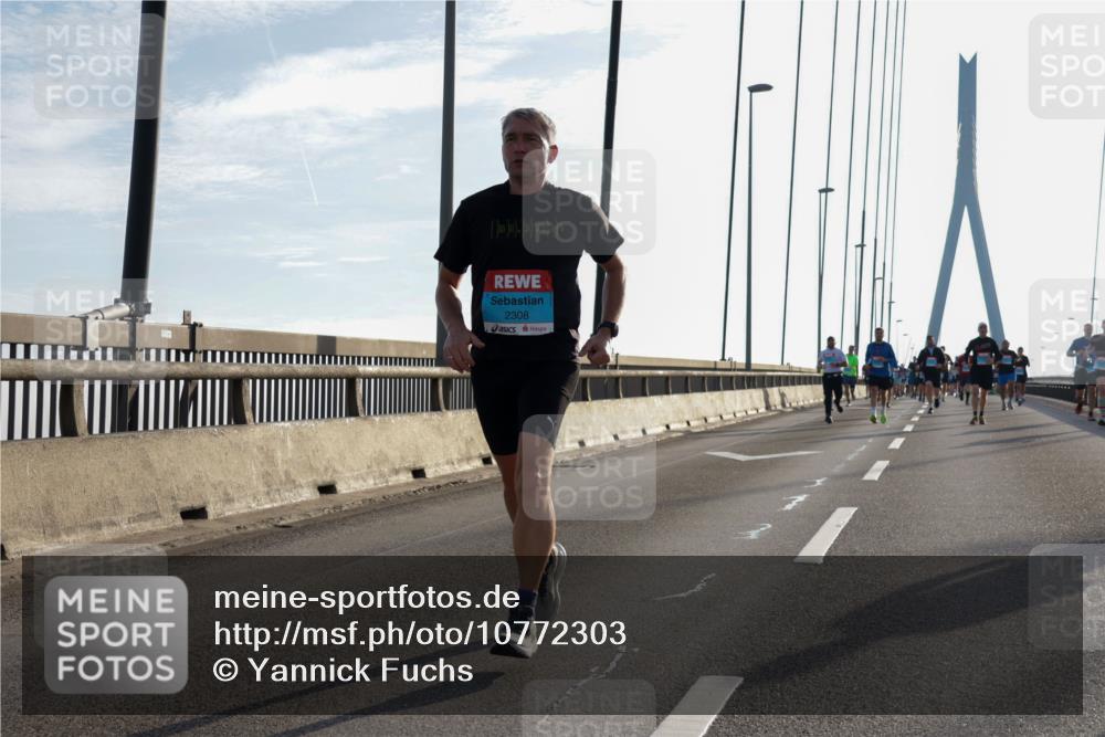03.10.2026 - Köhlbrandbrückenlauf Yannick Fuchs http://msf.ph/oto/10772303 03.10.2026 09:28:04 Position 1 2308 meine-sportfotos.de