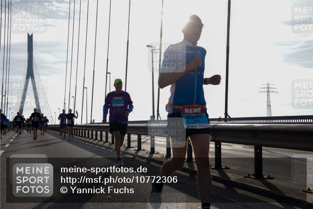 03.10.2026 - Köhlbrandbrückenlauf Yannick Fuchs http://msf.ph/oto/10772306 03.10.2026 09:28:04 Position 1 2484 meine-sportfotos.de